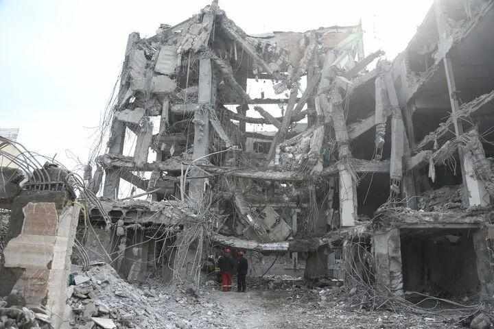  美以联手猛击伊朗要地，哈尔克岛军目标遭摧毁；德黑兰夜空火光再现，冲突进入白热化阶段 新闻 美以联手猛击伊朗要地，哈尔克岛军目标遭摧毁；德黑兰夜空火光再现，冲突进入白热化阶段 新闻