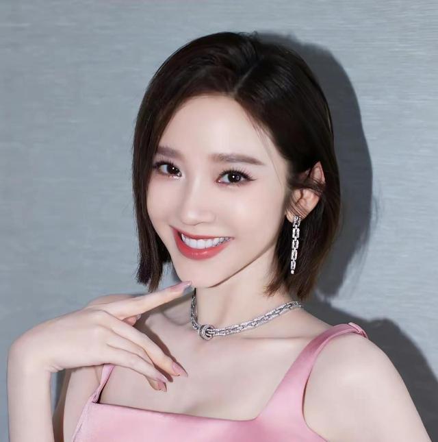  明星夫妻的经营之道：如何在聚光灯外守护那份平凡温暖 情感心理