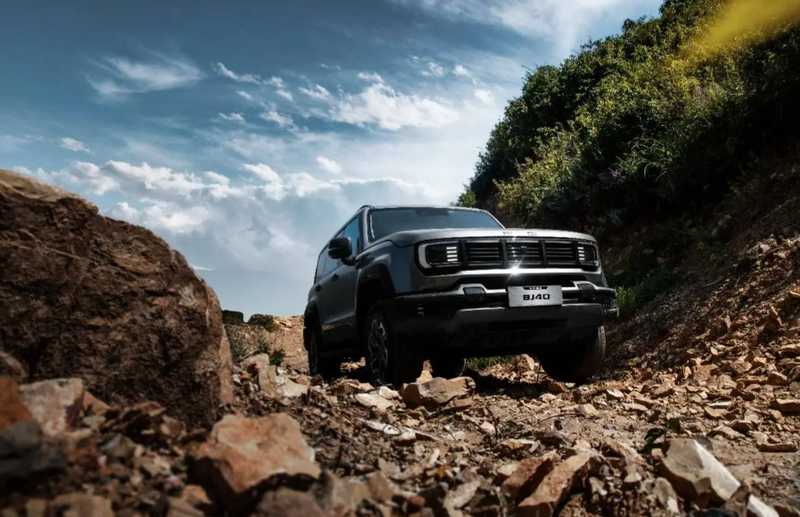 汽车行业从业者:如何在新能源变革浪潮中重塑竞争护城河 IT技术