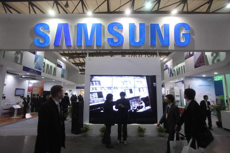  科技股估值重构实录：从溢价17%到折价8%的市场逻辑 股票财经