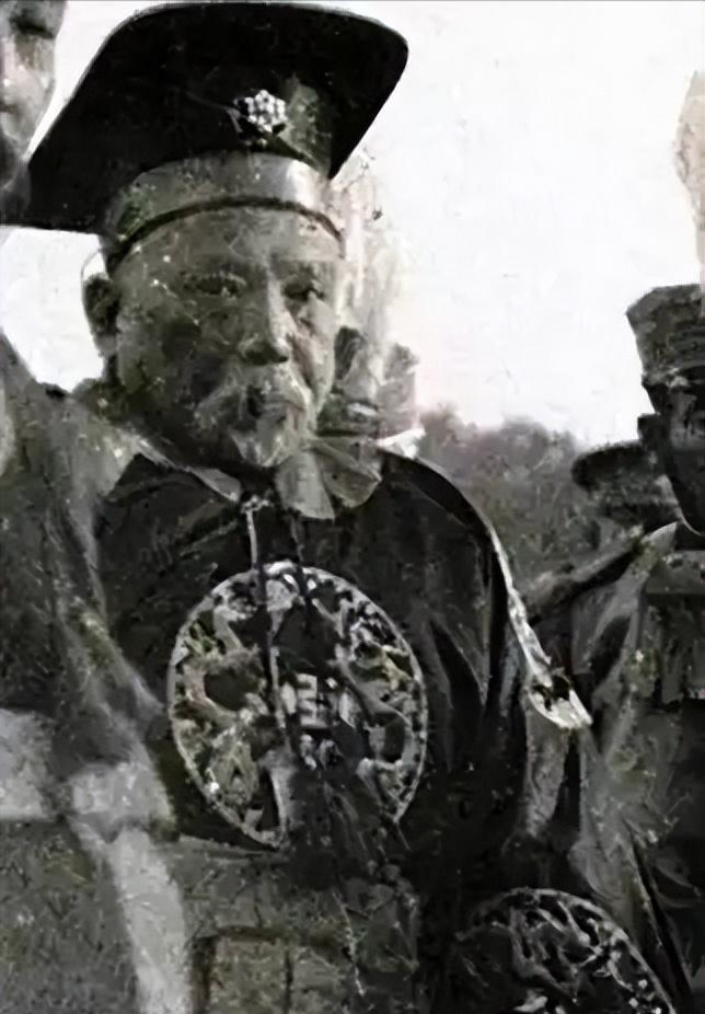  尘封档案揭秘：周恩来临终执念与杨度身份逆转的46年悬案真相 新闻