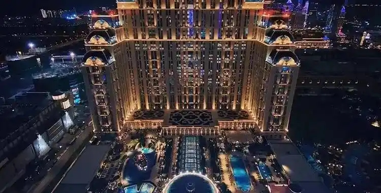  蹲在当铺门口的那个男人，让我想起了走捷径的代价 情感心理